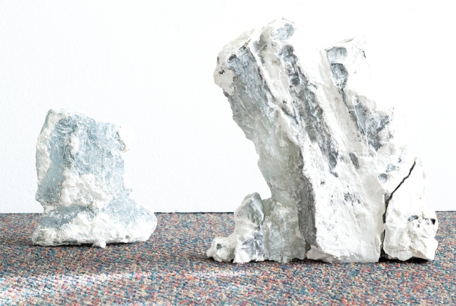 mini icebergs cast from resin with plaster snow